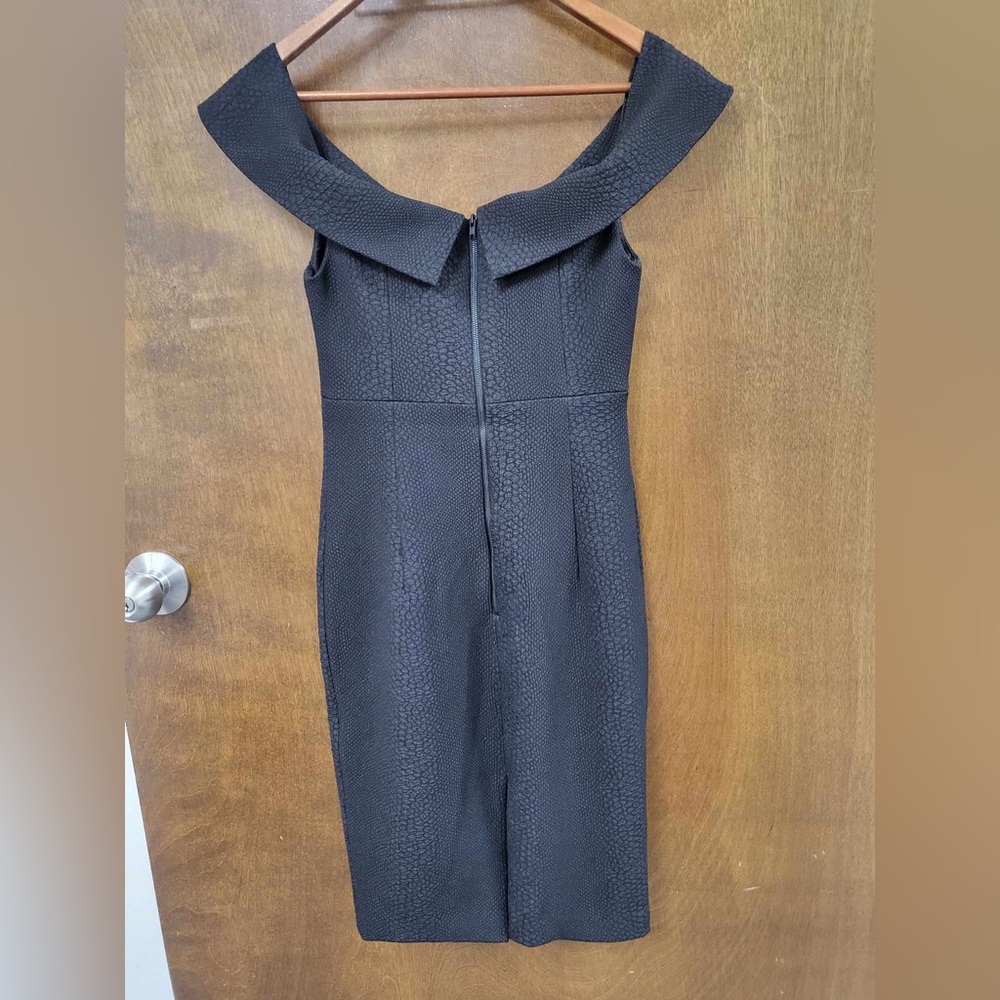 Off the Shoulder LBD Size US 4/XS